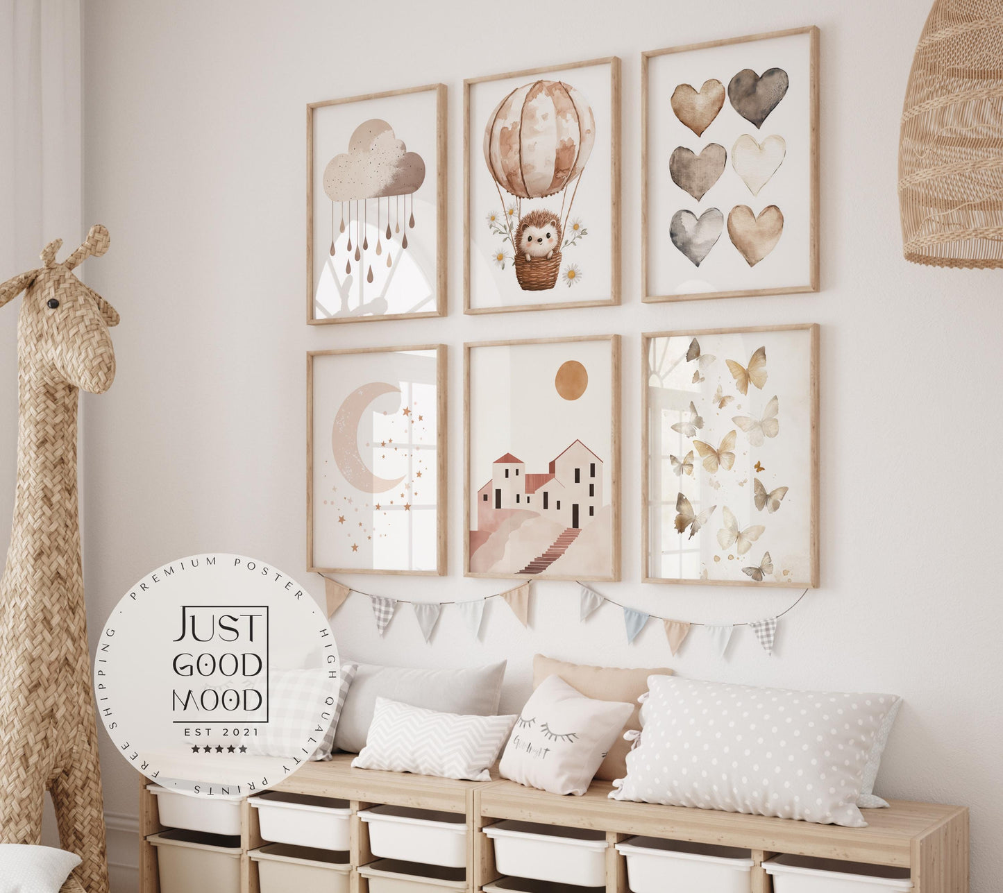 Boho Babyzimmer Poster · Wolke, Heißluftballon , Herzen , Mond und Sterne , Haus und Sonne , Schmetterlinge · Deko Print ohne Rahmen