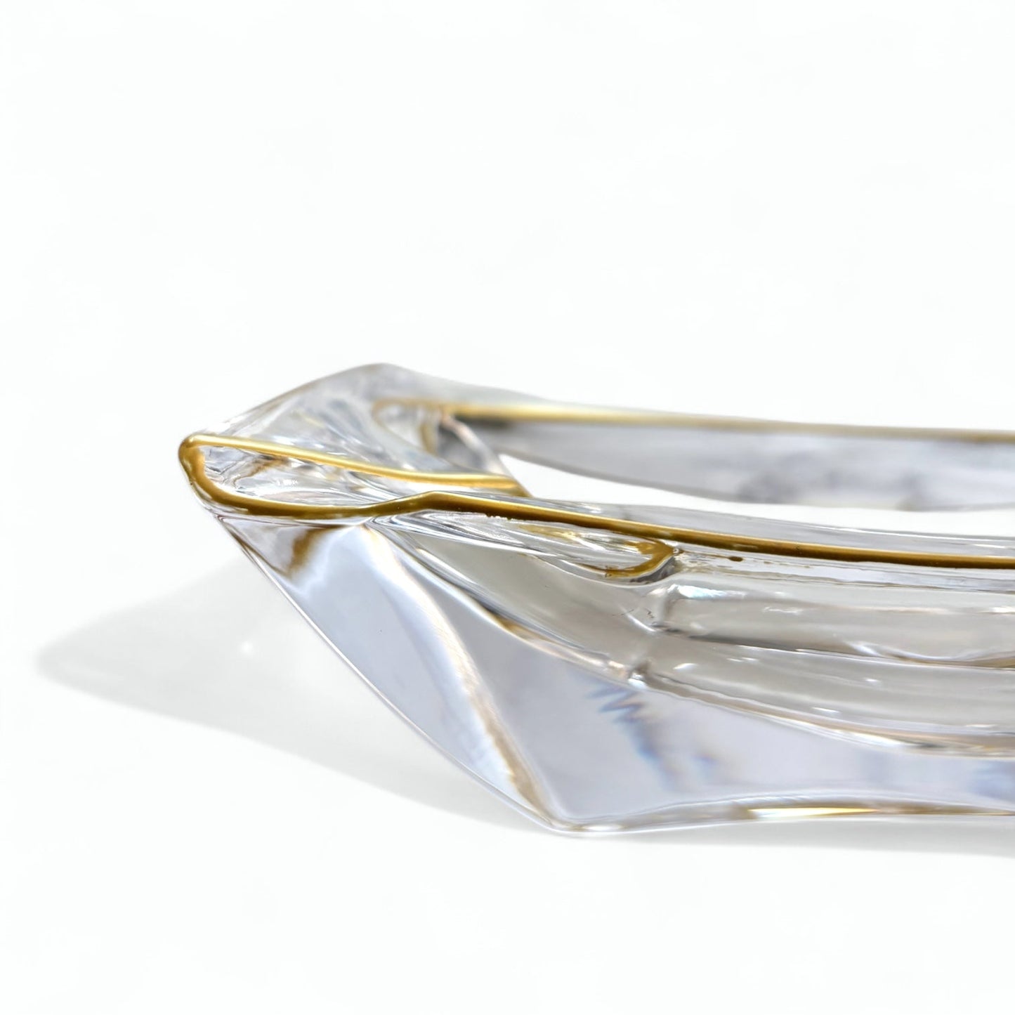 Tina Askfat - Glas och guldkanter